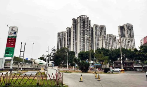 搞了20年,福州金山已大變樣 但這條路兩邊房產(chǎn)價值為啥這么低